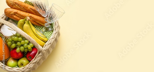 Wicker basket with tasty fo...