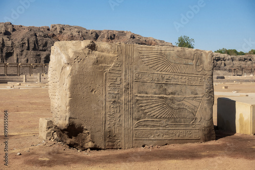 Photos 부조,독수리,여신,네크베트,Nekhbet,블록,에드푸신전,Temple of Edfu,아스완,이집트