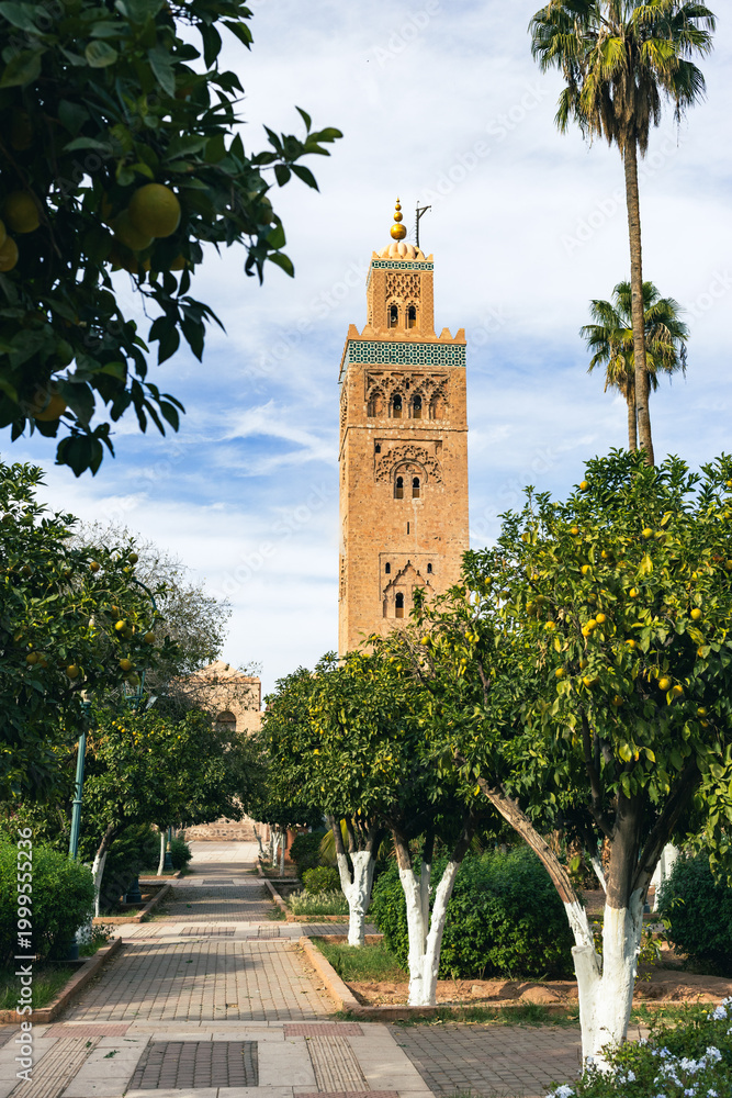 Obraz premium souvenirs and spices on the Jamaa el Fna market in old Medina, Marrakesh, Morocco