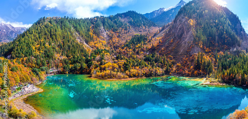 Canvas Print Scenic of Jiuzhaigou national park in autumn, China.