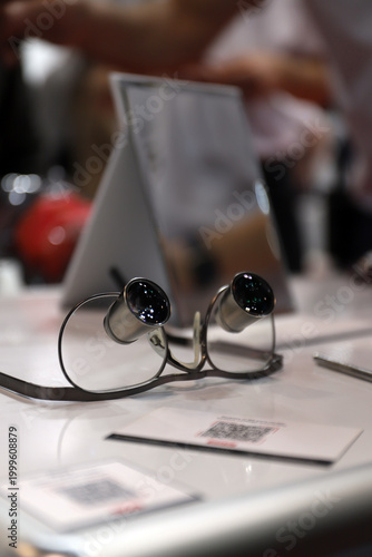 gafas con lupa para dentista profesional