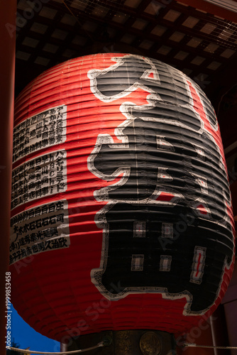 Large red paper lantern at Senso-ji temple in Tokyo, Japan