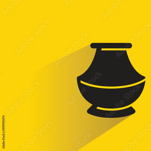 inkpot icon with shadow on yellow background