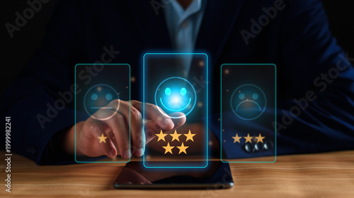 Foto Businessman five-star icon digital tablet
