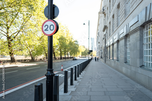 Принти на полотні Shallow focus of a typical 20 mph speed sign located within the central London district of Millbank