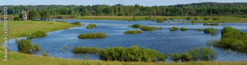 Φωτογραφία Panorama of the Sorot River during the spring flood