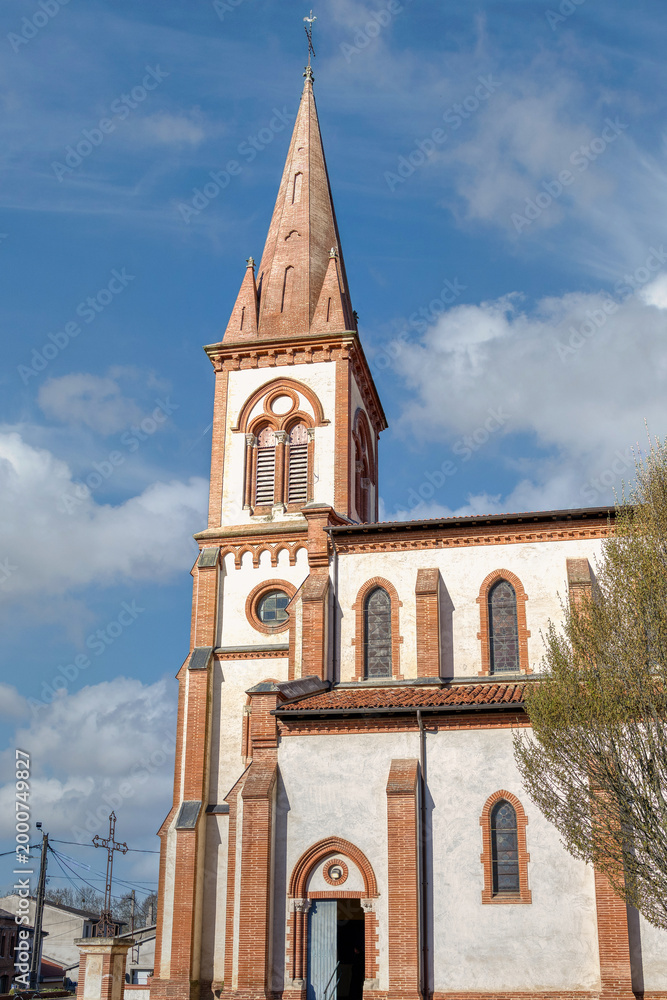 Fototapeta premium Saint-Julien Church in Saint-Lys, France