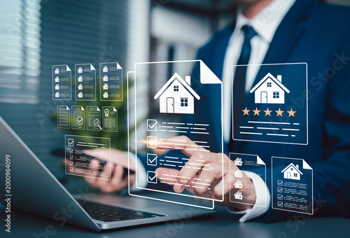 Tableau sur toile Real estate listing evaluation and property review concept