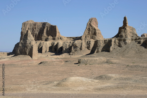 Foto Urho Ghost City Yardang Landform in Xinjiang