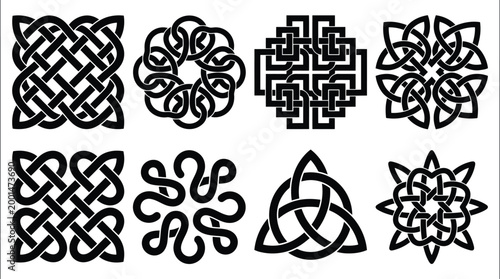 Colección de ocho intrincados nudos celtas y patrones de diseño de arte de nudos, que muestran simetría y complejidad geométrica.