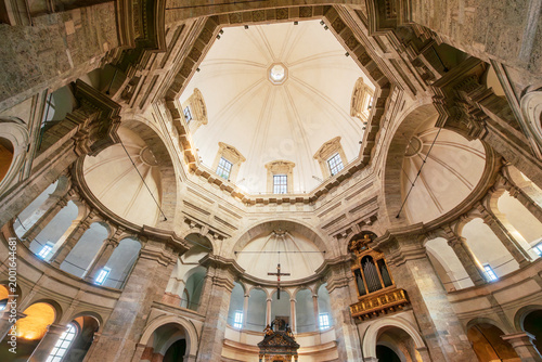 Canvastavla Interior of Basilica di San Lorenzo Maggiore, Milan  Grand Octagonal Dome and Re