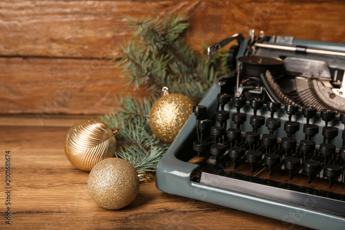Vintage typewriter with Chr...