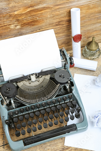 Vintage typewriter, inkwell...