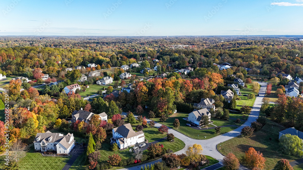 Αυτοκόλλητο Aerial view of suburban single-family homes with autumn foliage in Garnet Valley