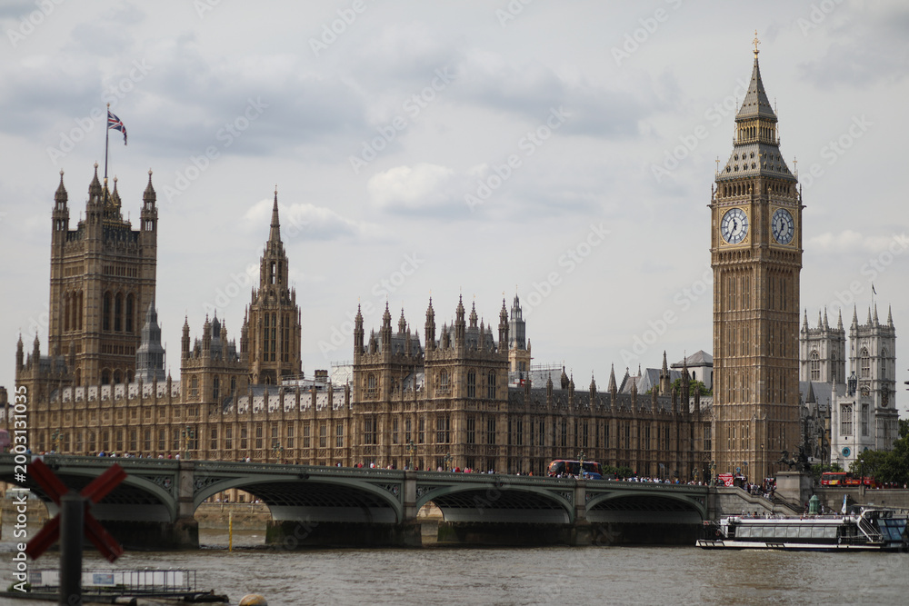 Obraz premium houses of parliament london