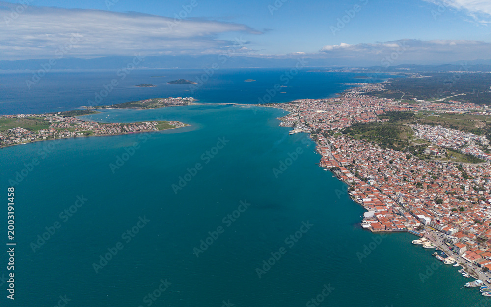 Obraz premium Aerial View of Ayvalik City Center with Coastal Architecture and Blue Aegean Sea Turkey