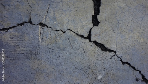 cracked wall texture, cracked gray wall is suitable for background