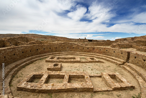 Принти на полотні Massive ancient Great Kiva circle at Pueblo Bonito, Chaco Culture National Histo