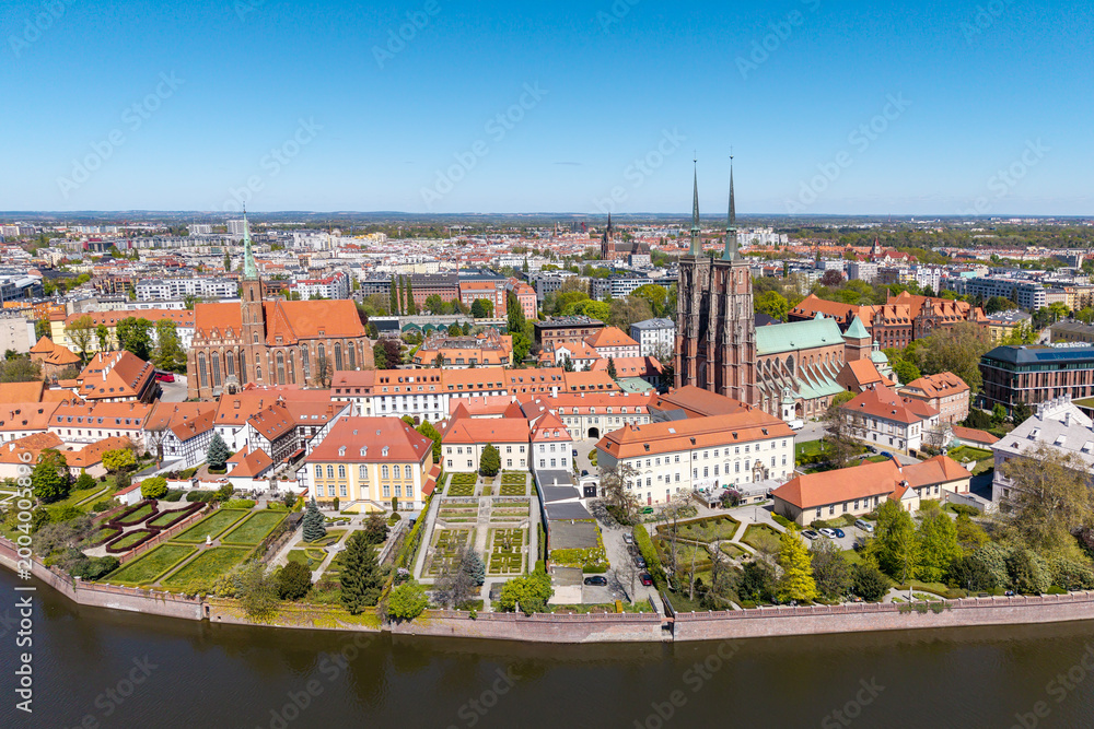 Fototapeta premium Panorama of the city of Wroclaw, Poland