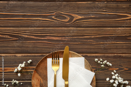 Plate with cutlery, paper n...