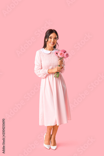 Beautiful young Asian woman...