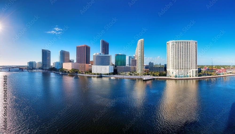 Fototapeta premium a panoramic view of downtown tampa with the skyline and waterfront in view tampa florida cityscape skyline
