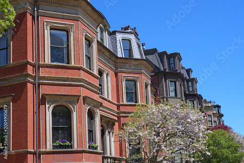 Photos Elegant row of well preserved townhouses from the 1800s, Back Bay area of Boston