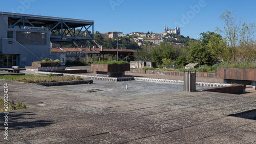 Принти на полотні terrasse sur le toit de l'échangeur Perrache à Lyon dans le 2ième arrondissement