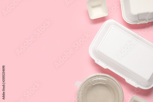 Different takeaway food con...