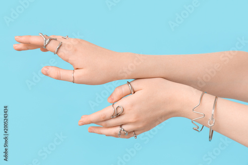 Female hands in beautiful s...