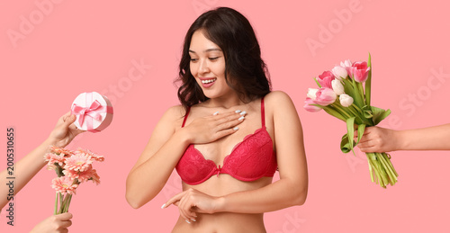 Beautiful young Asian woman...