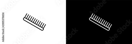 Bild auf Leinwand inclined comb outline icons in beauty category