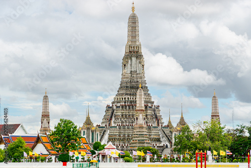 Fotografie Wat Arun Ratchaararam Ratchawaramahawihan (Temple of Dawn)