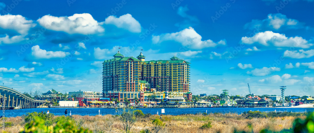 Fototapeta premium Destin skyline with bridge and buildings, Florida