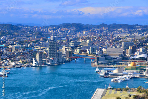 長崎港と街並み・鍋冠山展望台から・日中（長崎県・長崎市）