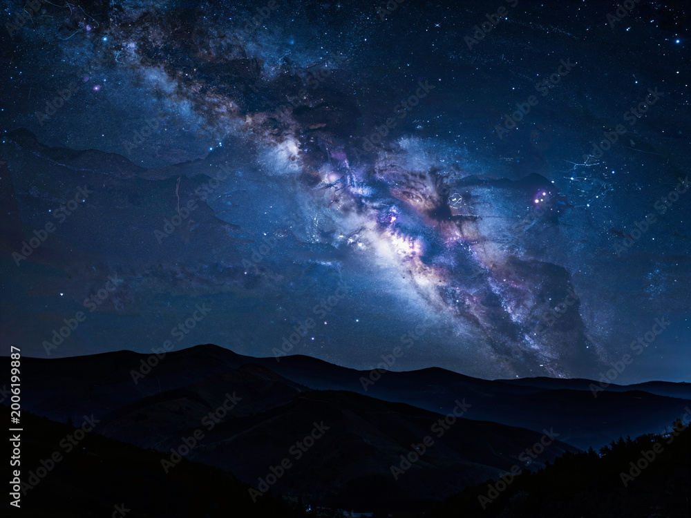 Obraz premium Milky Way Over Mountain Night Sky
