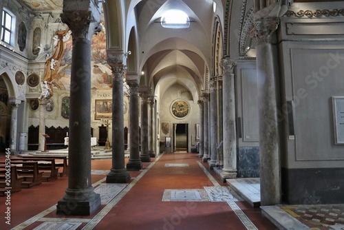Napoli - Navata destra della Basilica di Santa Restituta