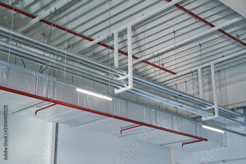 Modern industrial ceiling with sleek designs