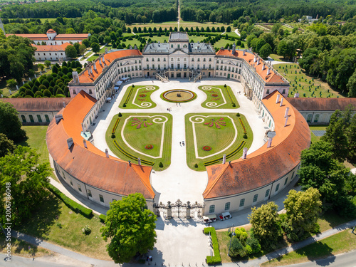 Tableau sur toile Aerial view of the Baroque Esterhazy Palace in Fertod, Hungary.