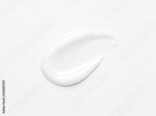Close-up of a white powdery substance on a white background, suitable for science or medical illustrations