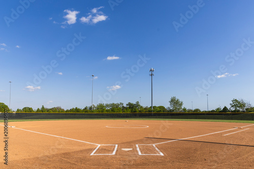 Fotografie softball fastpitch field empty blank nobody background field stadium outside out