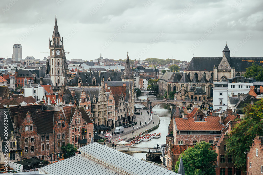 Obraz premium Rooftop City View from Gravensteen Castle