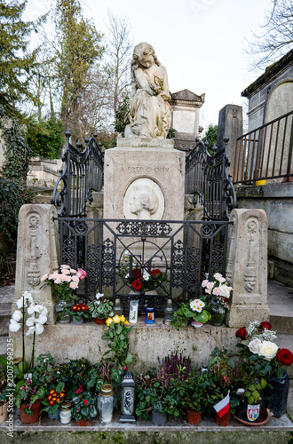 Obraz na plátně Frederic Chopin Grave at Pere Lachaise Cemetery Paris