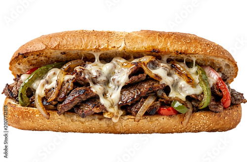 Foto Authentic Philly cheesesteak sandwich loaded with thinly sliced grilled beef, melted provolone cheese, and caramelized onions on a hoagie roll