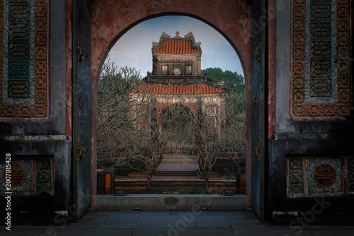 Schilderij op canvas Tu Duc emperor tomb in Hue, Vietnam