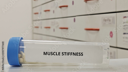Obraz na plátně MUSCLE STIFFNESS treatment tablets for relieve rigidity and improve muscle flexi