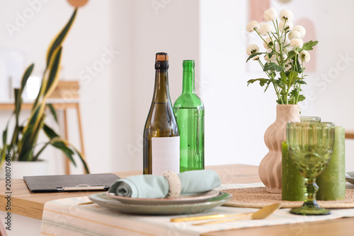 Table setting with flowers ...