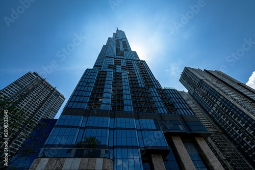 Obraz na plátne Landmark 81 skyscraper dramatic low angle wide view Ho Chi Minh City Vietnam