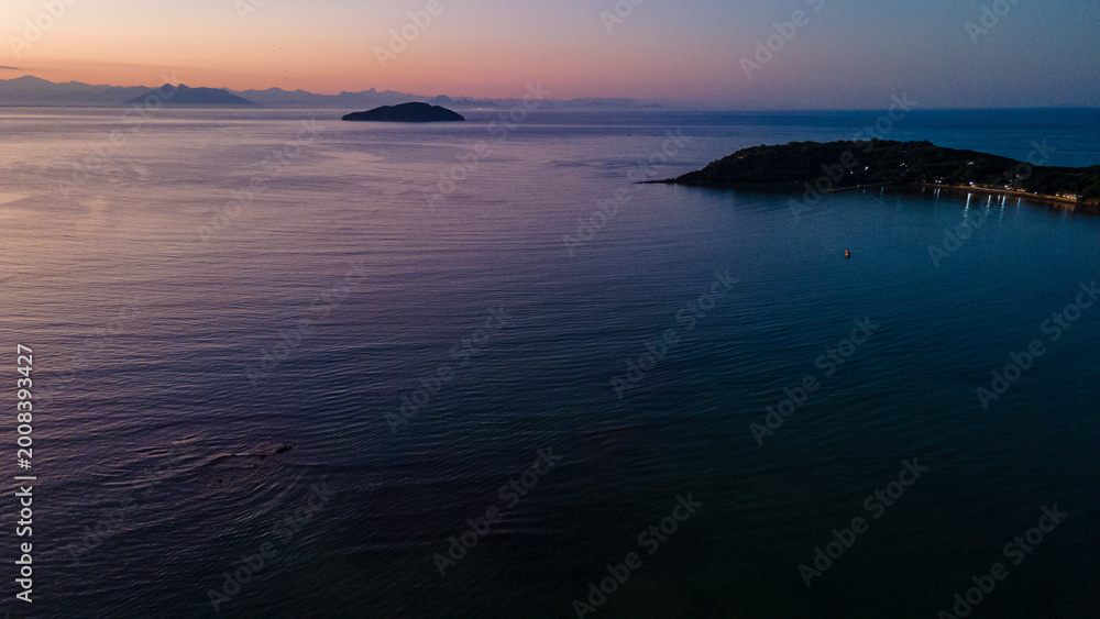 Fototapeta premium sunset over the sea