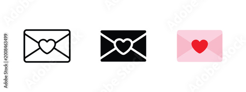 Bild auf Leinwand Love letter with heart symbol on pink envelope for valentines day
